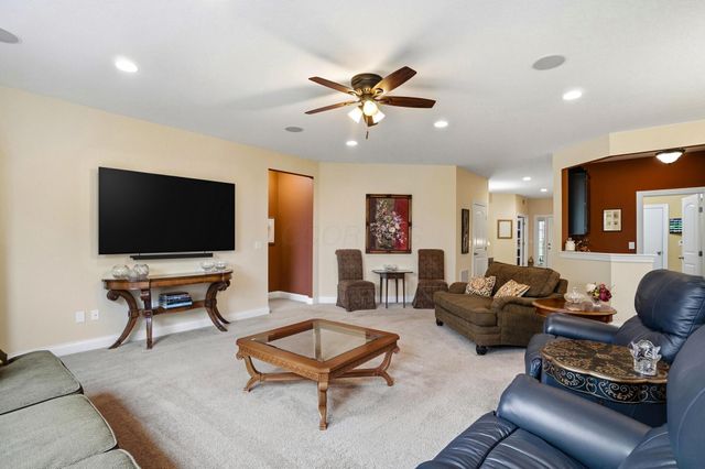 459 White Fawn Run, Delaware, OH 43015