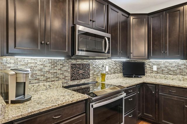 459 White Fawn Run, Delaware, OH 43015