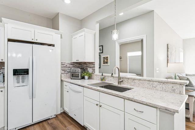 895 Watercress Lane, Fenton, MI 48430