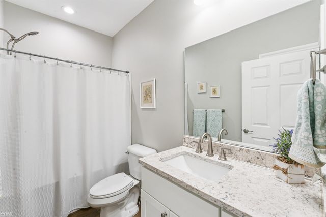 895 Watercress Lane, Fenton, MI 48430