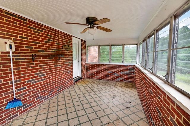 142 Shamrock Boulevard, Elkin, NC 28621