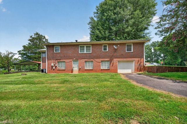 142 Shamrock Boulevard, Elkin, NC 28621