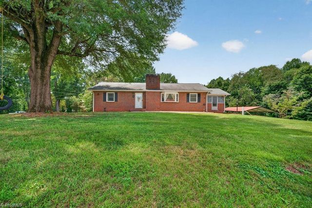 142 Shamrock Boulevard, Elkin, NC 28621