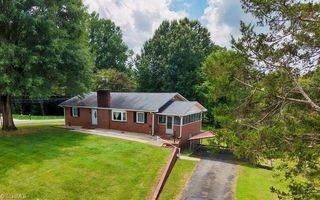 142 Shamrock Boulevard, Elkin, NC 28621
