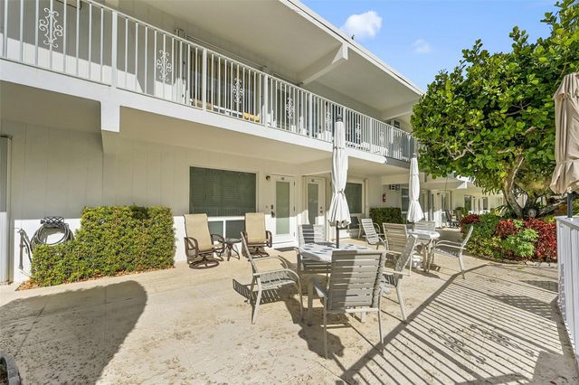 3215 SE 10th Street 102, Pompano Beach, FL 33062