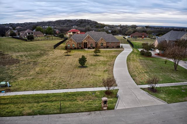 2416 Sweeping Meadows Lane, Cedar Hill, TX 75104