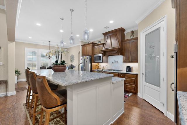 2416 Sweeping Meadows Lane, Cedar Hill, TX 75104