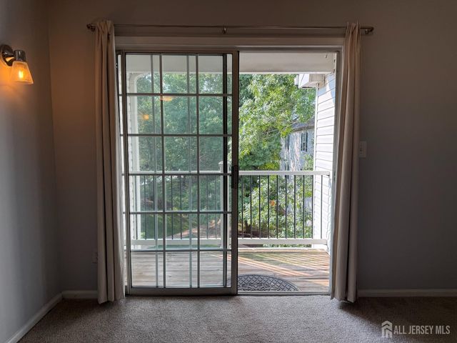 334 Waterford Drive, Edison, NJ 08817