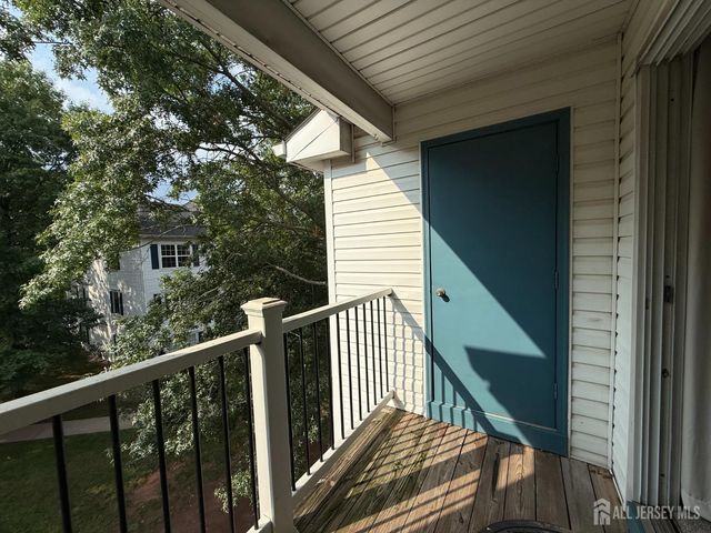 334 Waterford Drive, Edison, NJ 08817