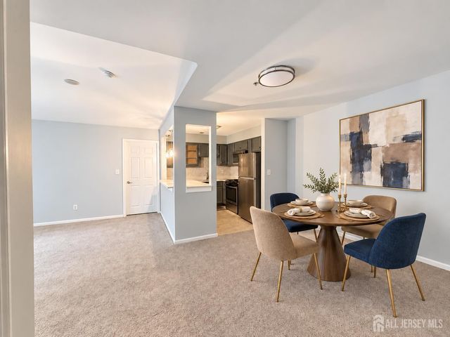 334 Waterford Drive, Edison, NJ 08817