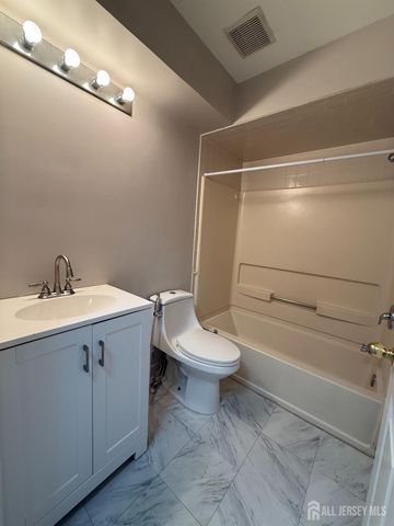 334 Waterford Drive, Edison, NJ 08817