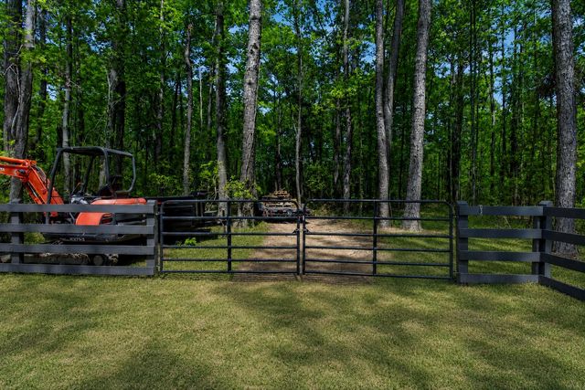 1484 Old Rosebud Trail, Awendaw, SC 29429