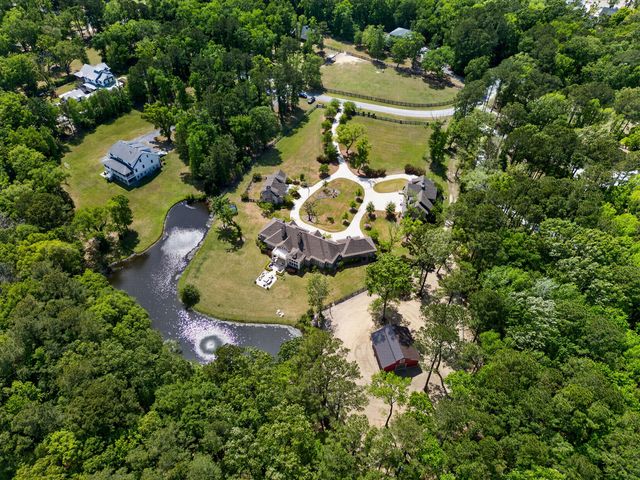 1484 Old Rosebud Trail, Awendaw, SC 29429