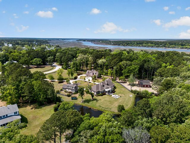 1484 Old Rosebud Trail, Awendaw, SC 29429