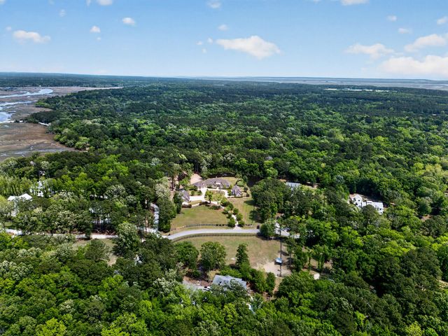 1484 Old Rosebud Trail, Awendaw, SC 29429
