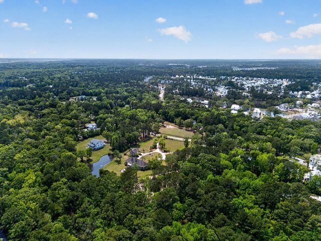1484 Old Rosebud Trail, Awendaw, SC 29429
