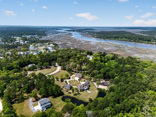 1484 Old Rosebud Trail, Awendaw, SC 29429