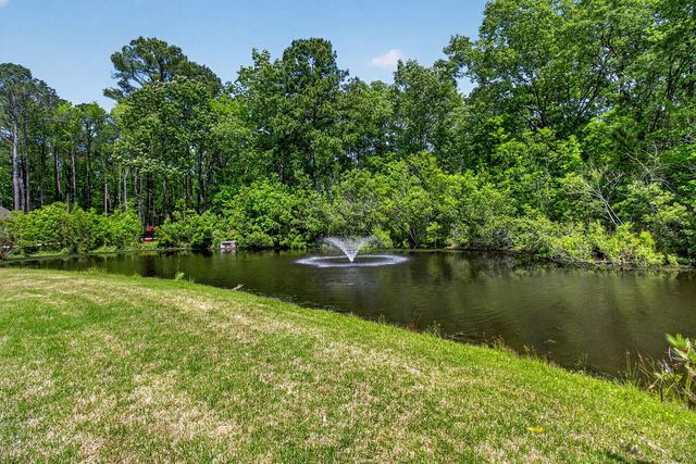 1484 Old Rosebud Trail, Awendaw, SC 29429