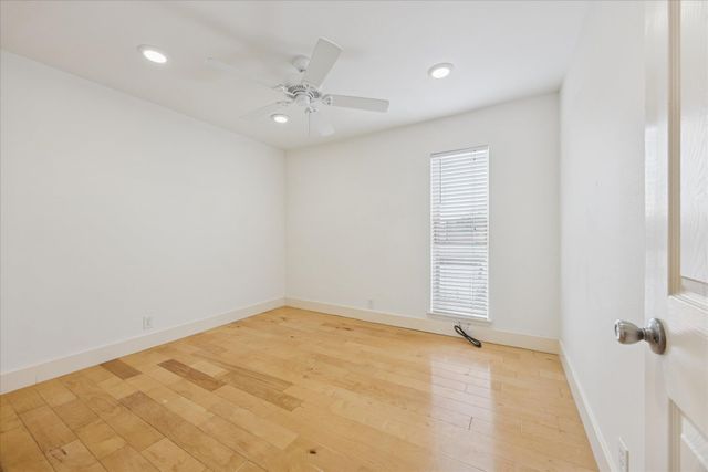 5820 Berkman DR 203, Austin, TX 78723