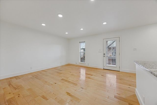 5820 Berkman DR 203, Austin, TX 78723