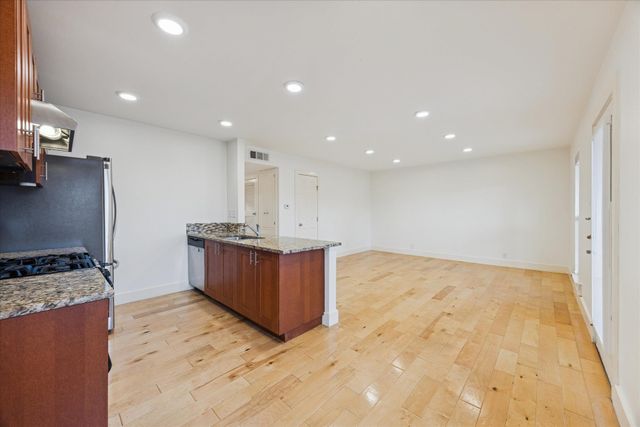 5820 Berkman DR 203, Austin, TX 78723