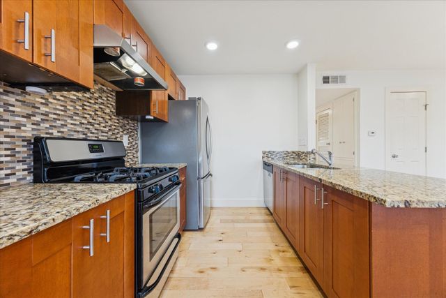 5820 Berkman DR 203, Austin, TX 78723