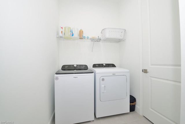 7299 Cayo Coco LN, Naples, FL 34113