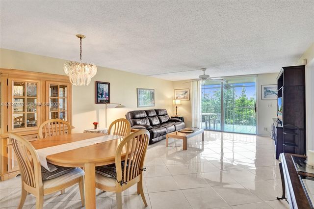 4550 NW 18th Avenue 306, Deerfield Beach, FL 33064