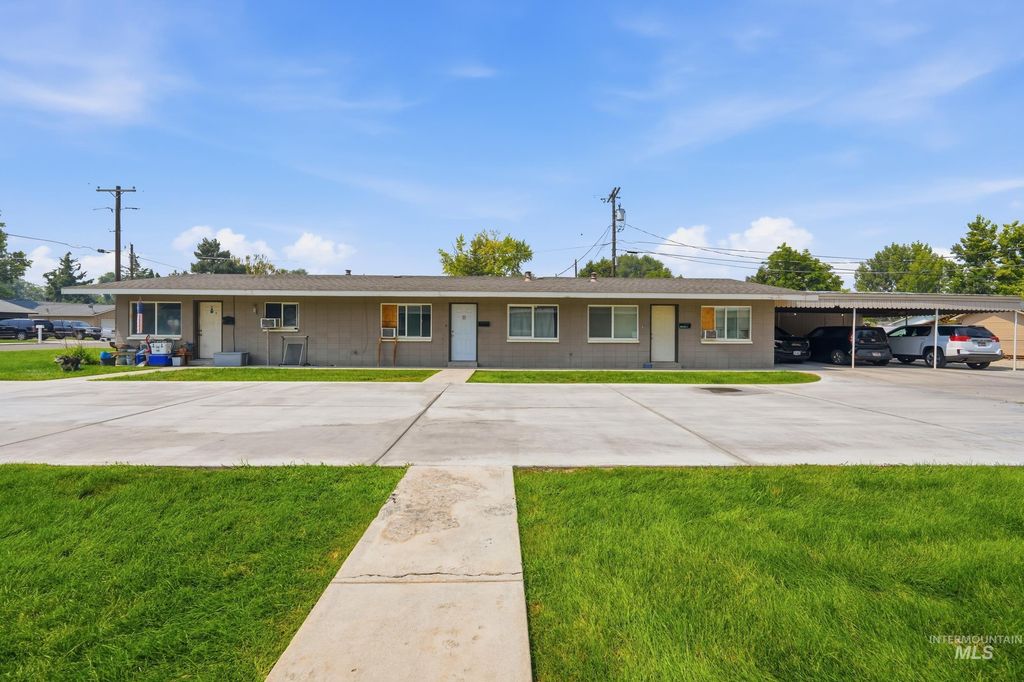 240 High St, Nampa, ID 83651 photo 3
