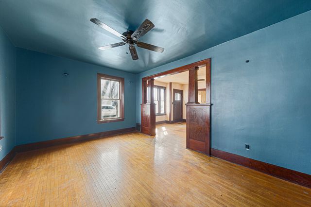711 3rd Street NW, Faribault, MN 55021