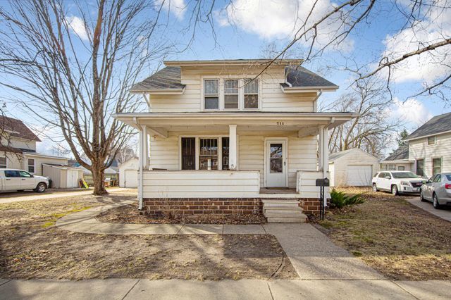 711 3rd Street NW, Faribault, MN 55021