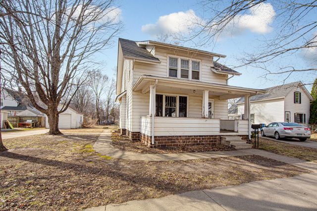 711 3rd Street NW, Faribault, MN 55021