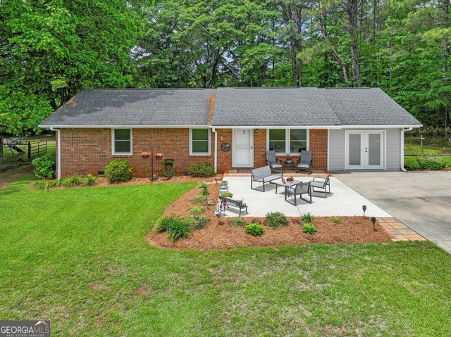 3198 SW E Fairview Road, Mcdonough, GA 30252