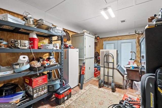 3198 SW E Fairview Road, Mcdonough, GA 30252