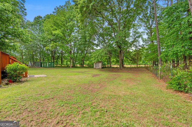 3198 SW E Fairview Road, Mcdonough, GA 30252