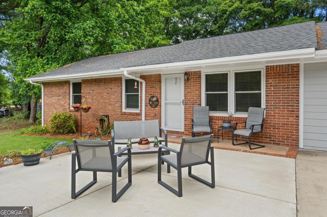 3198 SW E Fairview Road, Mcdonough, GA 30252