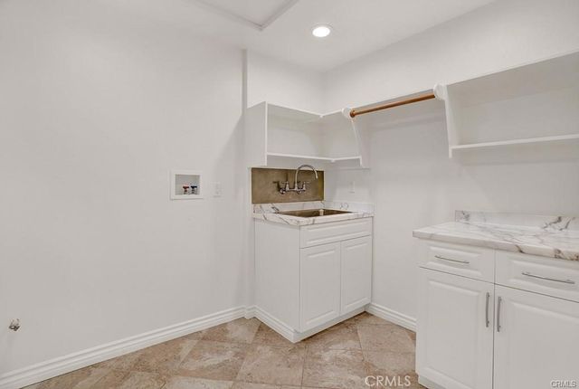 6099 Nutmeg, Yorba Linda, CA 92886