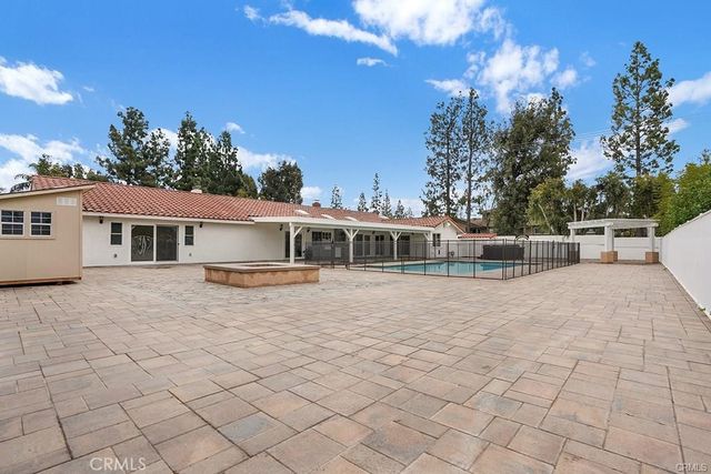 6099 Nutmeg, Yorba Linda, CA 92886