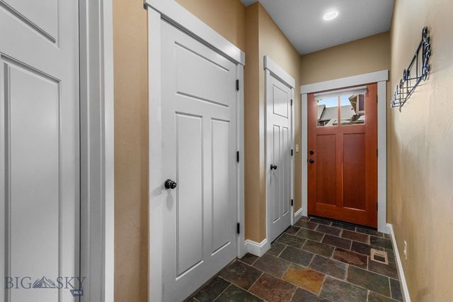 2272 Gallatin Green B, Bozeman, MT 59718