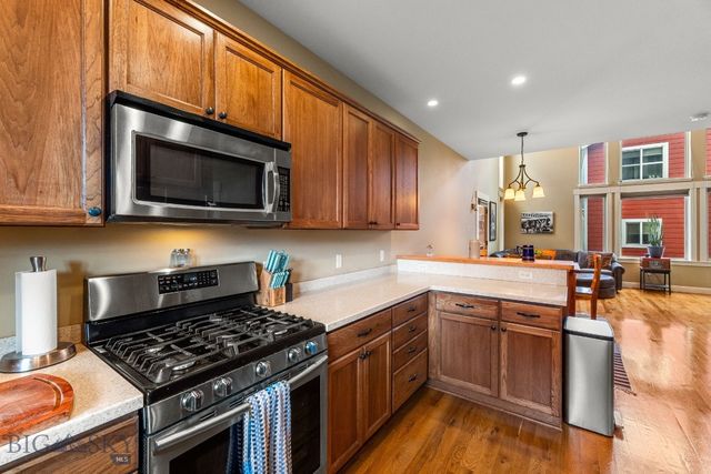 2272 Gallatin Green B, Bozeman, MT 59718