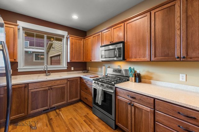 2272 Gallatin Green B, Bozeman, MT 59718