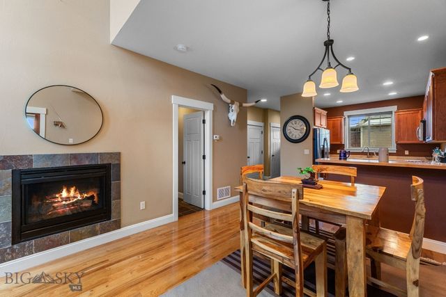 2272 Gallatin Green B, Bozeman, MT 59718
