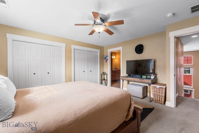 2272 Gallatin Green B, Bozeman, MT 59718