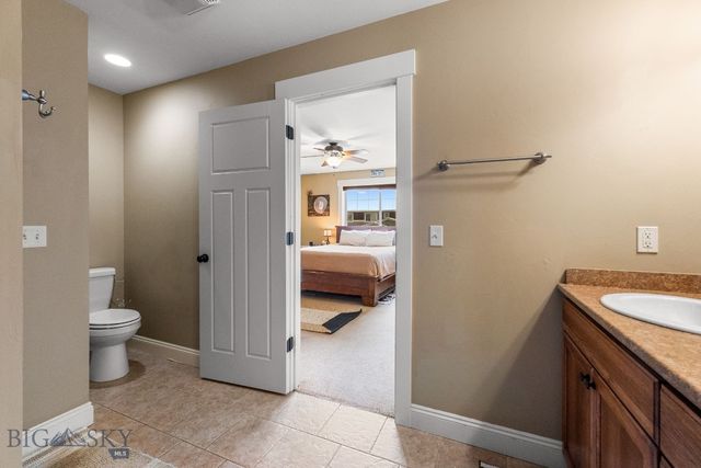 2272 Gallatin Green B, Bozeman, MT 59718