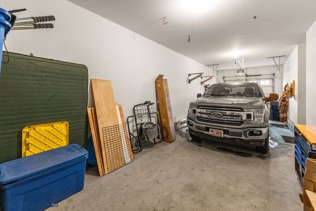 2272 Gallatin Green B, Bozeman, MT 59718