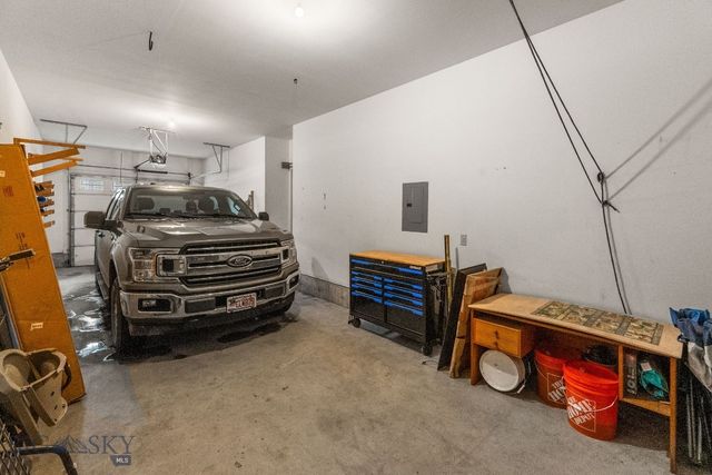 2272 Gallatin Green B, Bozeman, MT 59718