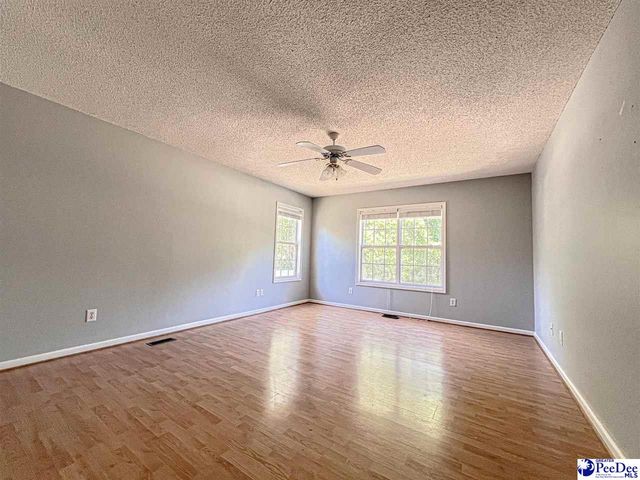 2130 Woodmore Circle, Florence, SC 29505
