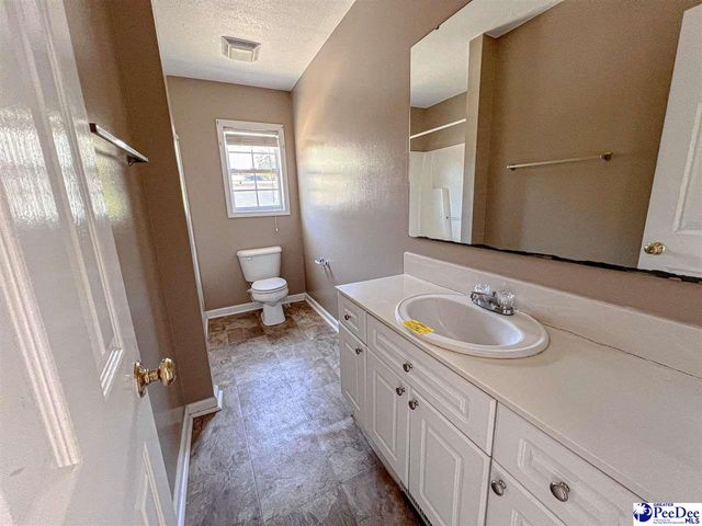 2130 Woodmore Circle, Florence, SC 29505