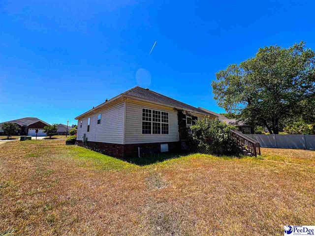 2130 Woodmore Circle, Florence, SC 29505