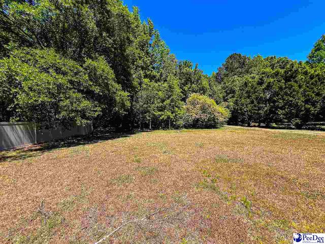 2130 Woodmore Circle, Florence, SC 29505